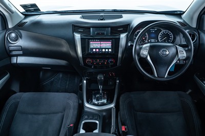 2017 Nissan Navara - Thumbnail