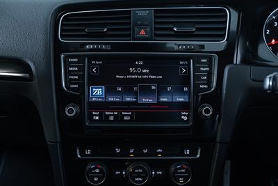 2014 Volkswagen Golf - Thumbnail