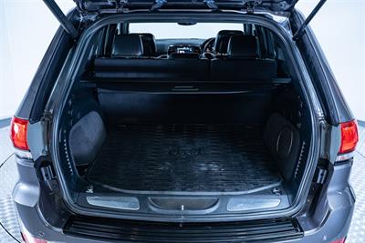 2018 Jeep Grand Cherokee - Thumbnail