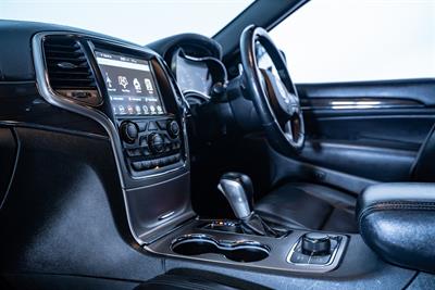 2018 Jeep Grand Cherokee - Thumbnail