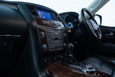 2022 Nissan Patrol - Thumbnail