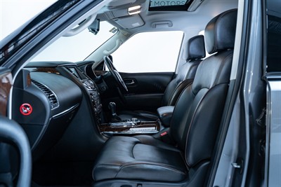 2022 Nissan Patrol - Thumbnail