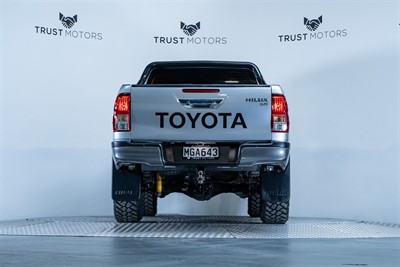 2019 Toyota Hilux - Thumbnail
