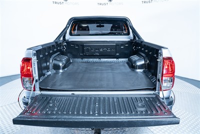 2019 Toyota Hilux - Thumbnail