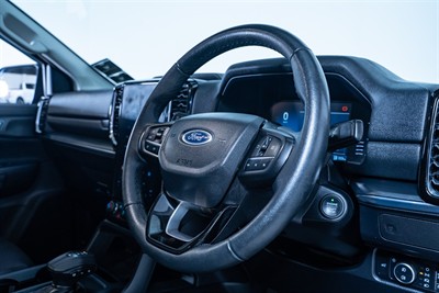 2023 Ford Everest - Thumbnail