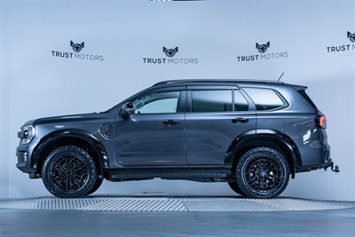 2023 Ford Everest - Thumbnail