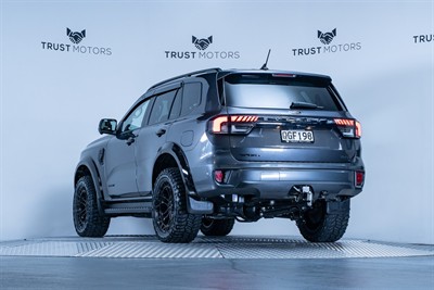 2023 Ford Everest - Thumbnail
