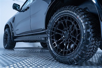 2023 Ford Everest - Thumbnail