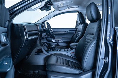 2023 Ford Everest - Thumbnail