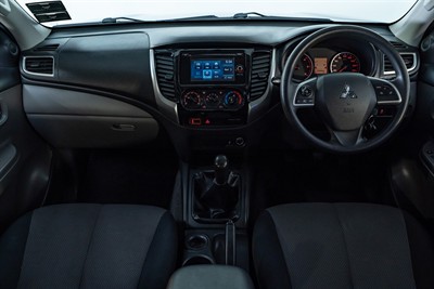 2018 Mitsubishi Triton - Thumbnail