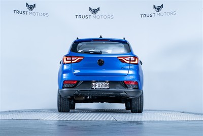 2021 MG ZS - Thumbnail