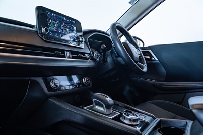 2022 Mitsubishi Outlander - Thumbnail