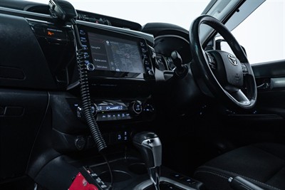 2022 Toyota Hilux - Thumbnail