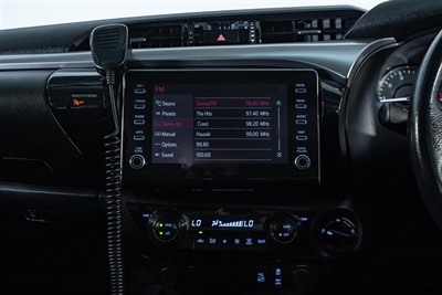 2022 Toyota Hilux - Thumbnail
