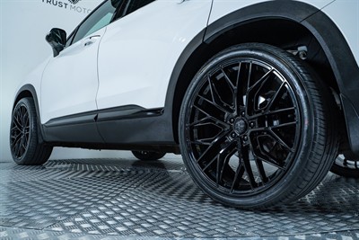 2021 Hyundai Santa Fe - Thumbnail