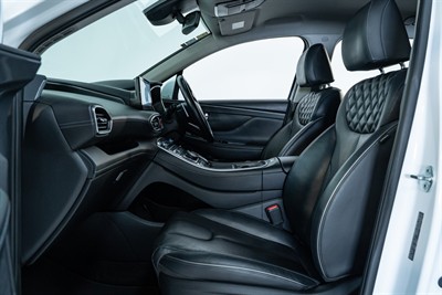 2021 Hyundai Santa Fe - Thumbnail