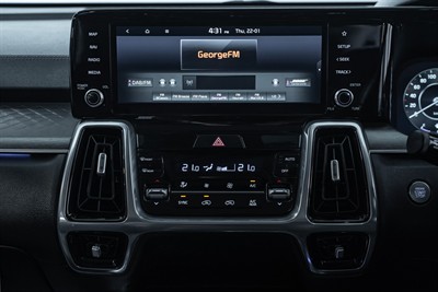 2023 Kia Sorento - Thumbnail