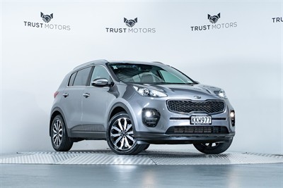 2017 Kia Sportage - Thumbnail