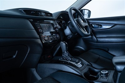 2021 Nissan X-Trail - Thumbnail