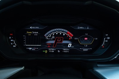 2019 Lamborghini Urus - Thumbnail