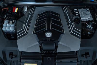 2019 Lamborghini Urus - Thumbnail