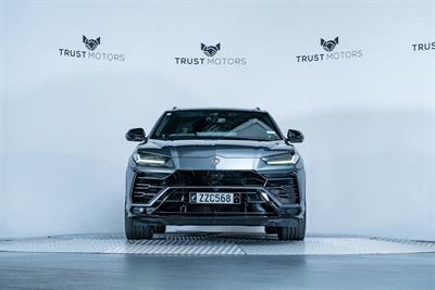 2019 Lamborghini Urus - Thumbnail