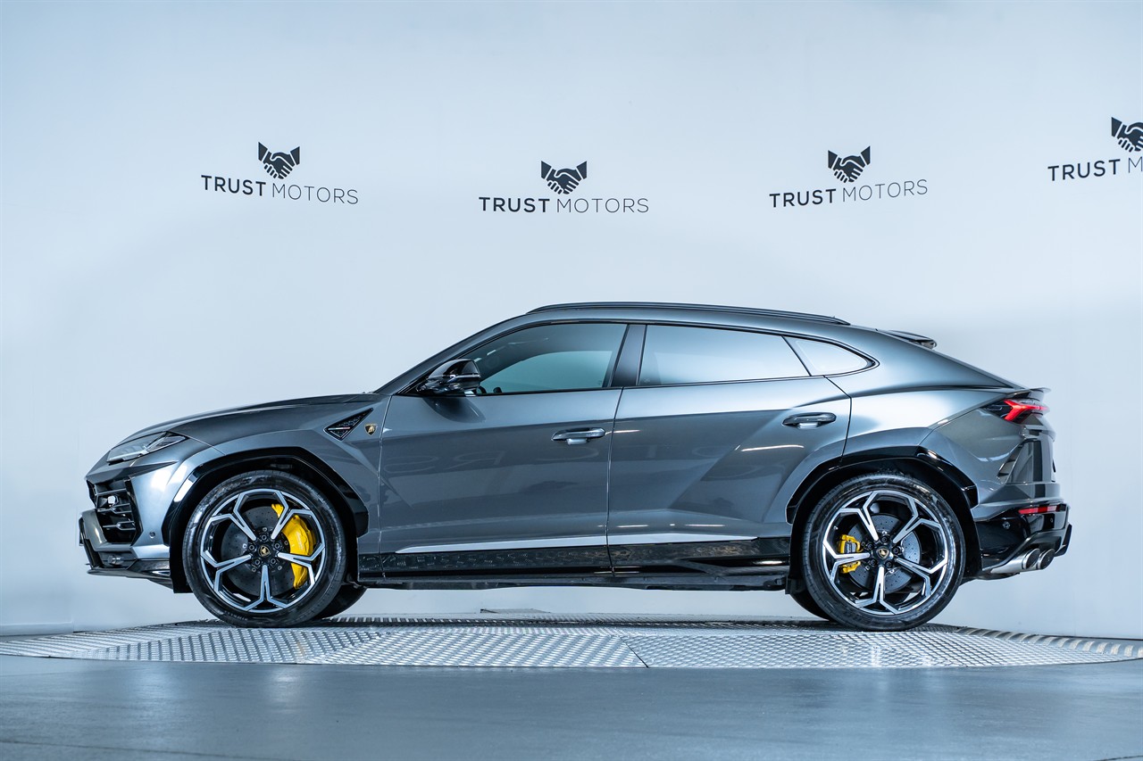2019 Lamborghini Urus