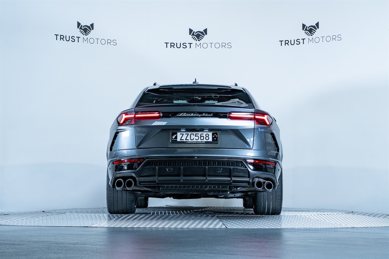 2019 Lamborghini Urus