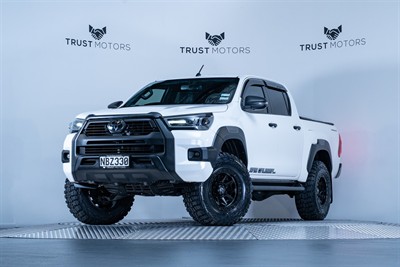 2020 Toyota Hilux - Thumbnail