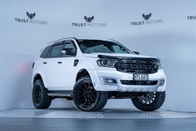 2021 Ford Everest - Thumbnail
