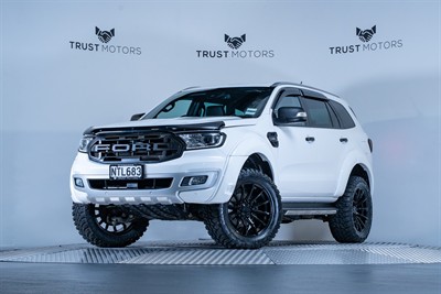 2021 Ford Everest - Thumbnail