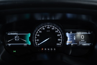 2022 Ford Everest - Thumbnail