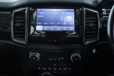 2022 Ford Everest - Thumbnail