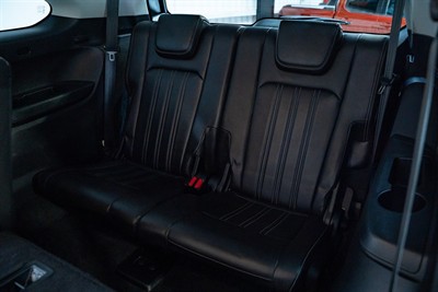 2022 Isuzu MU-X - Thumbnail