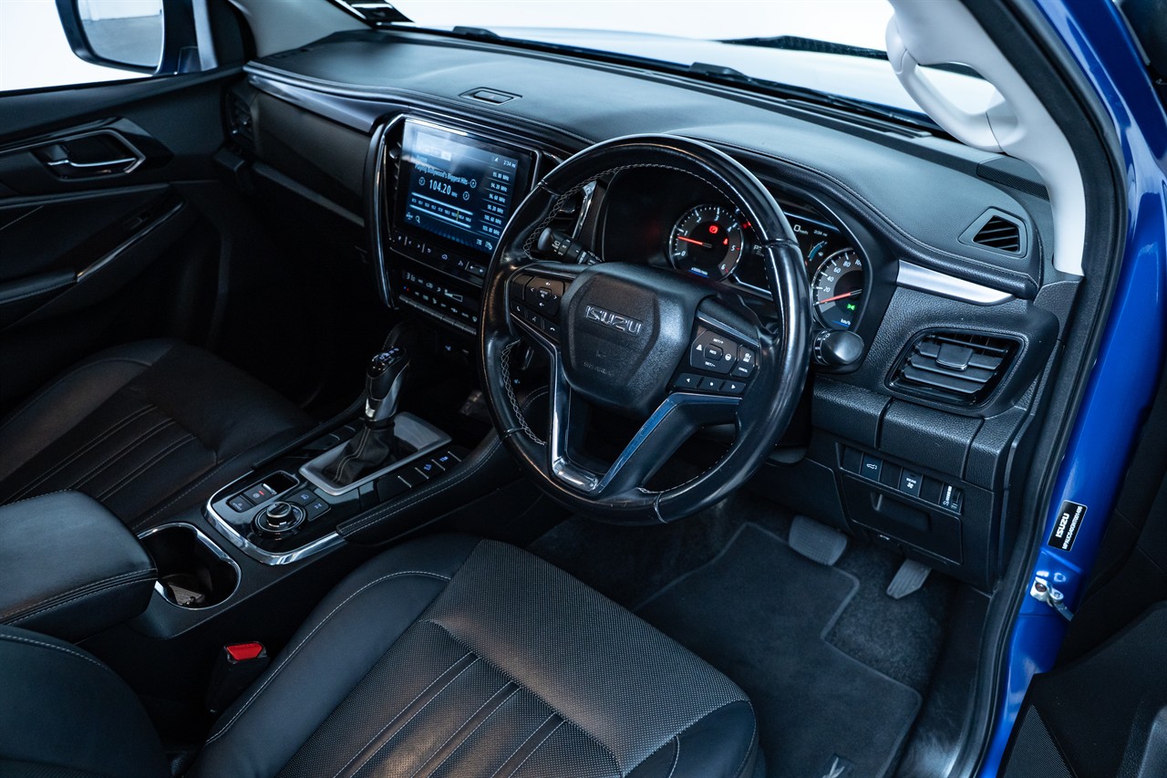 2022 Isuzu MU-X