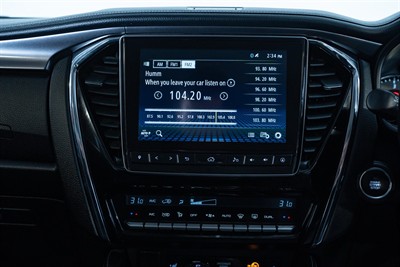 2022 Isuzu MU-X - Thumbnail