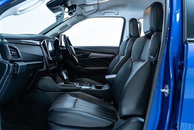 2022 Isuzu MU-X - Thumbnail