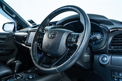 2024 Toyota Hilux - Thumbnail