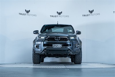 2024 Toyota Hilux - Thumbnail