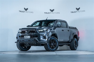 2024 Toyota Hilux - Thumbnail