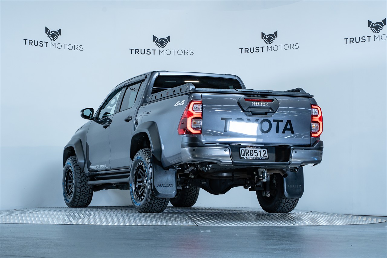 2024 Toyota Hilux