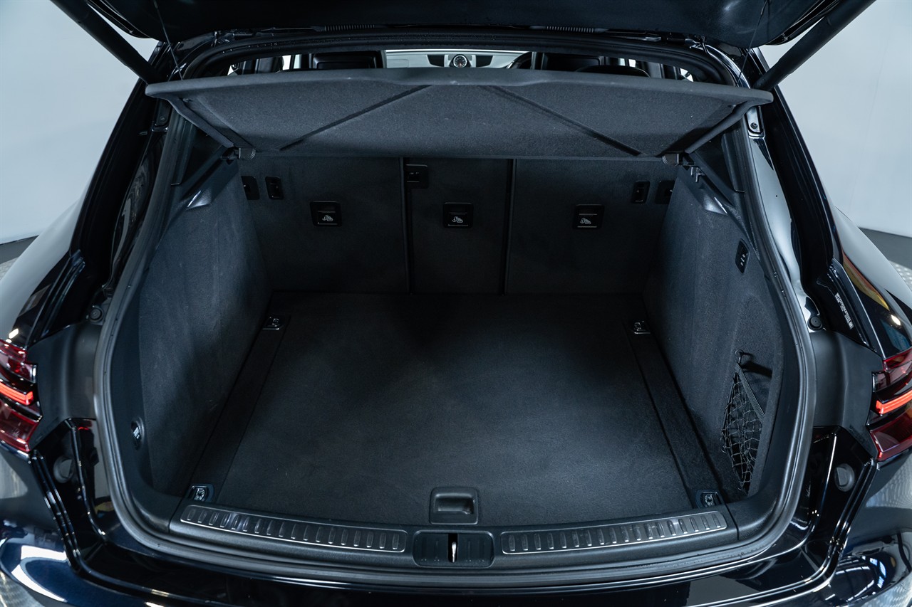 2016 Porsche Macan