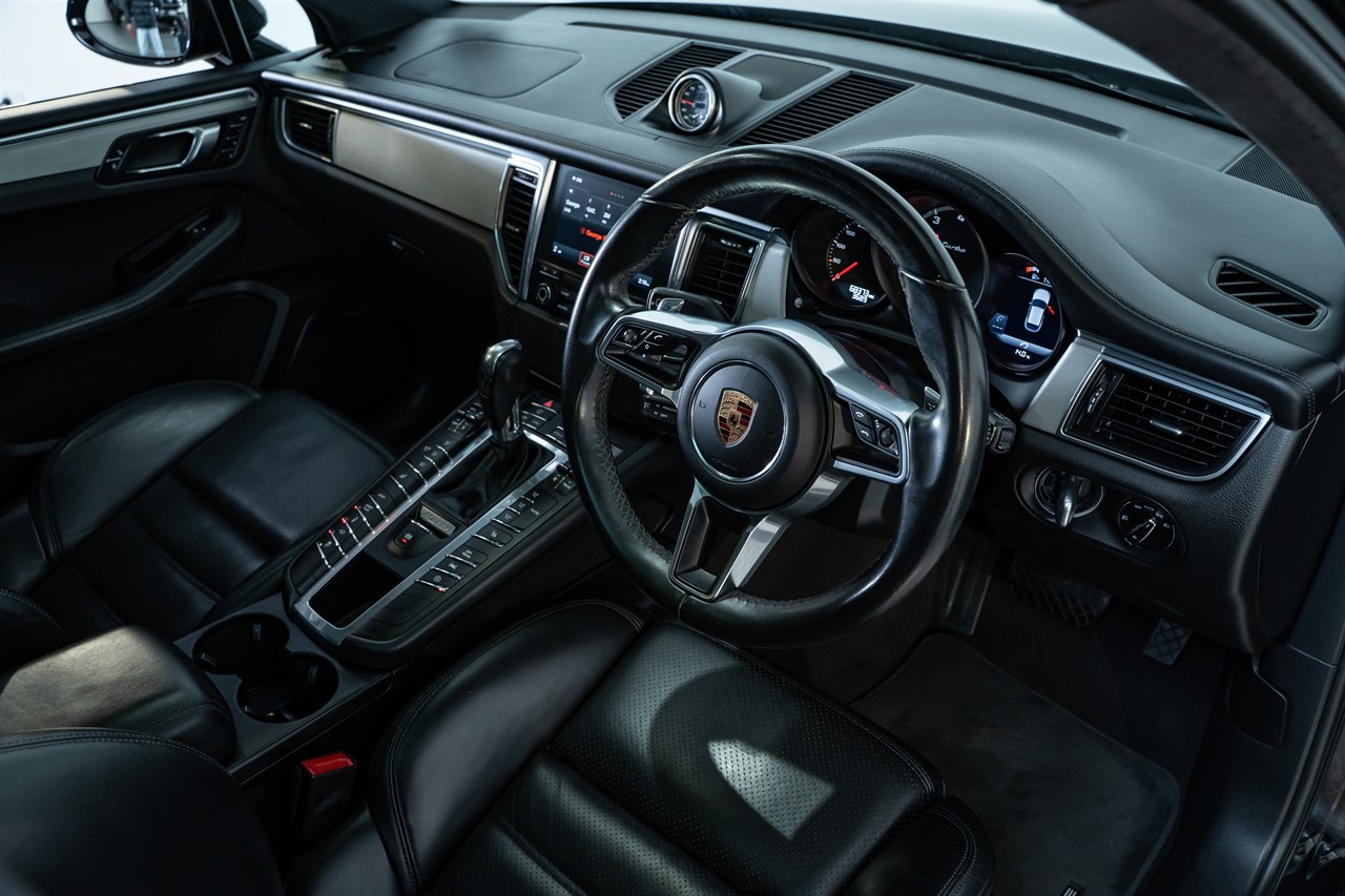 2016 Porsche Macan