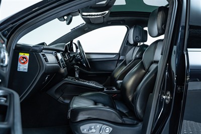 2016 Porsche Macan - Thumbnail