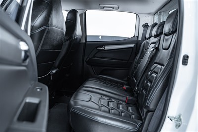 2017 Holden Colorado - Thumbnail