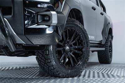 2021 Toyota Hilux - Thumbnail