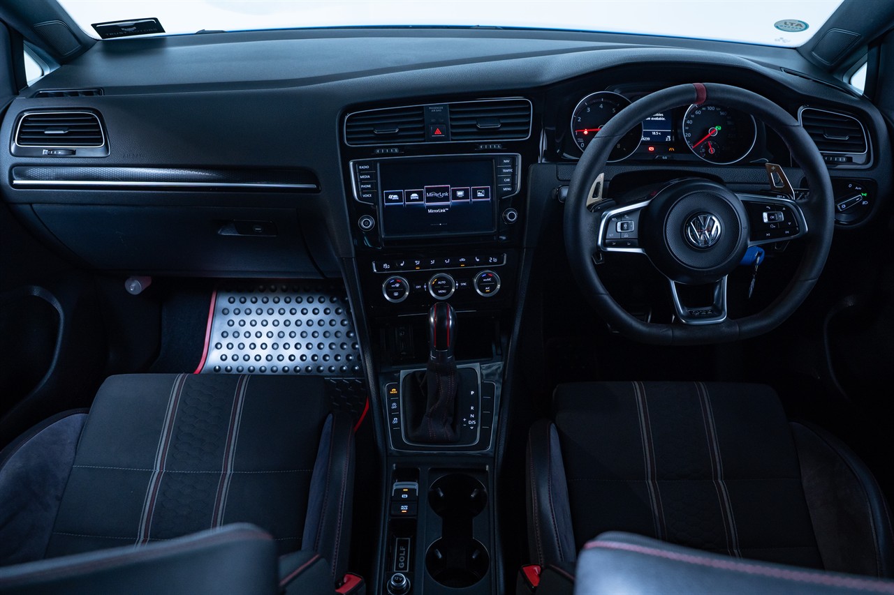 2016 Volkswagen Golf
