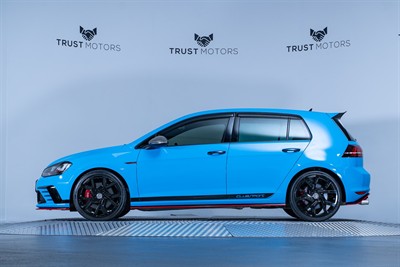 2016 Volkswagen Golf - Thumbnail