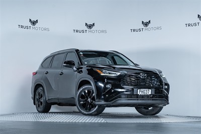 2022 Toyota Highlander - Thumbnail