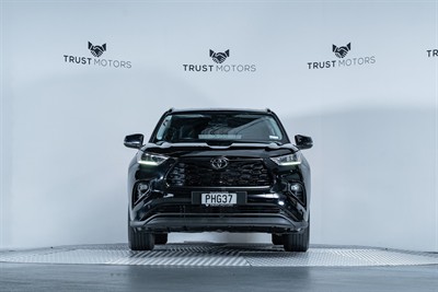 2022 Toyota Highlander - Thumbnail